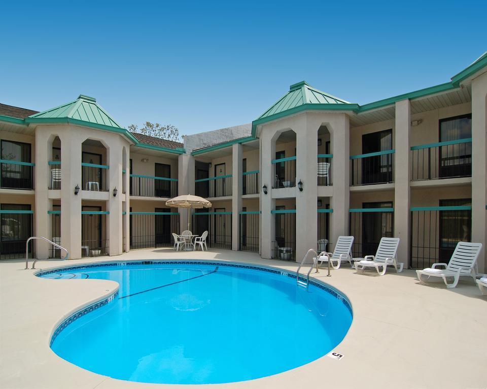 Econo Lodge Hendersonville Dış mekan fotoğraf